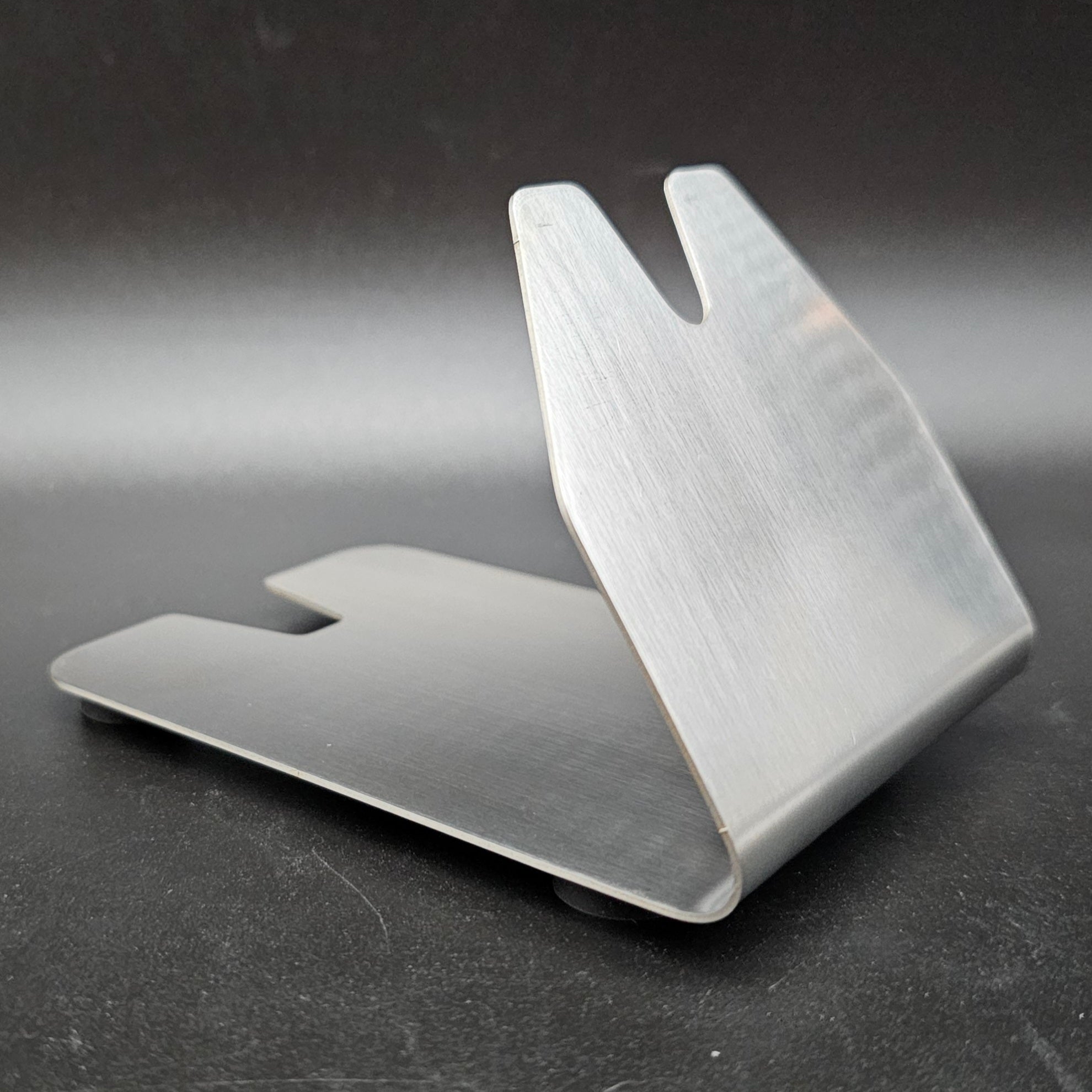 Thermal and Ruby Twist Heater Stand